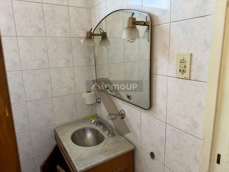 Casa en Venta en Moron, G.B.A. Zona Oeste