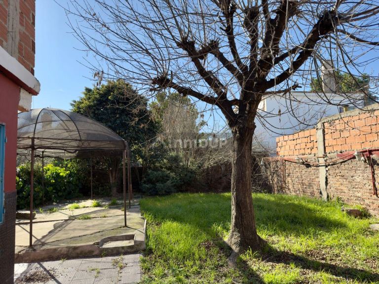 Casa en Venta en Moron, G.B.A. Zona Oeste