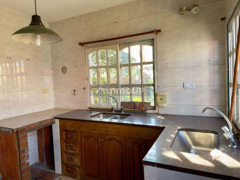 Casa en Venta en Moron, G.B.A. Zona Oeste