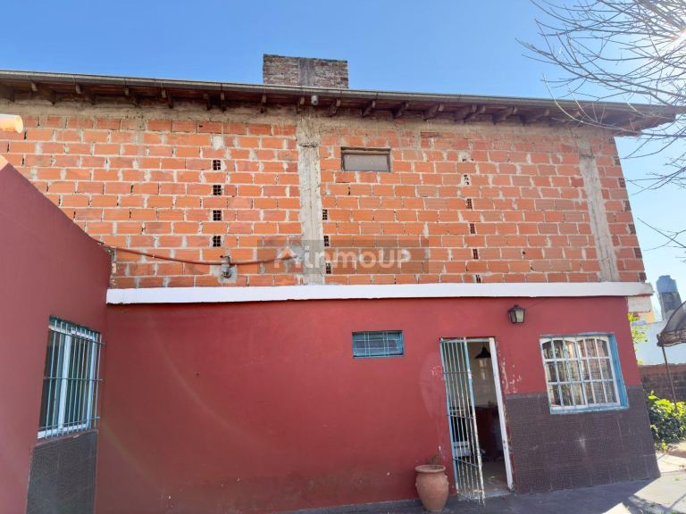 Casa en Venta en Moron, G.B.A. Zona Oeste
