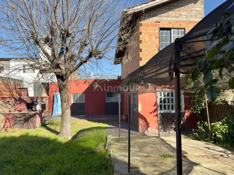 Casa en Venta en Moron, G.B.A. Zona Oeste