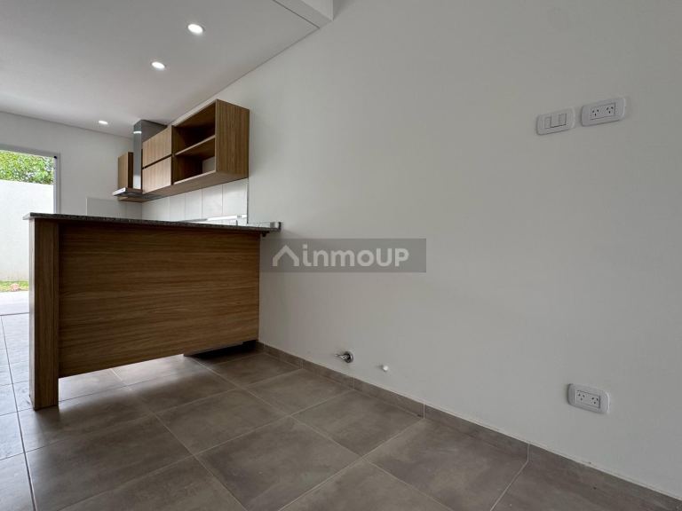 Casa en Venta en Ituzaingo, G.B.A. Zona Oeste