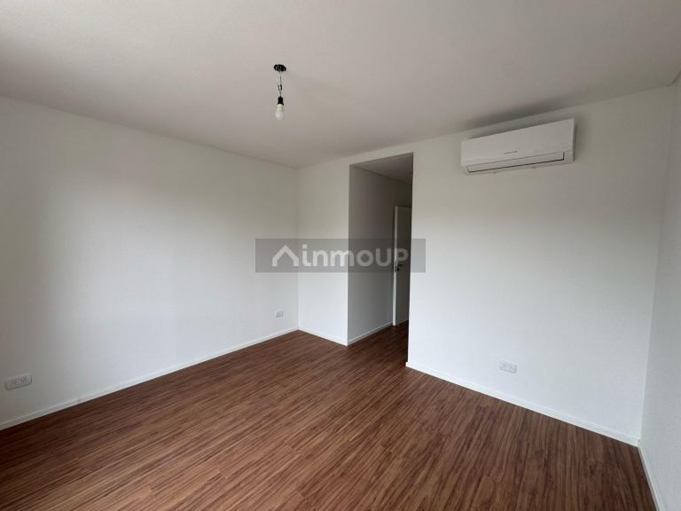 Casa en Venta en Ituzaingo, G.B.A. Zona Oeste