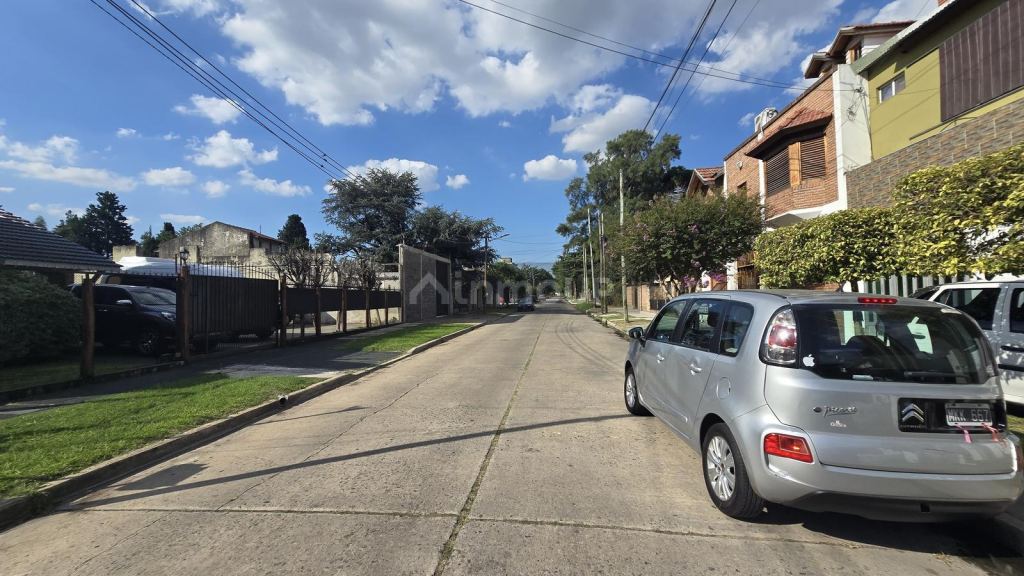 P H en Venta en Lomas de Zamora, G.B.A. Zona Sur