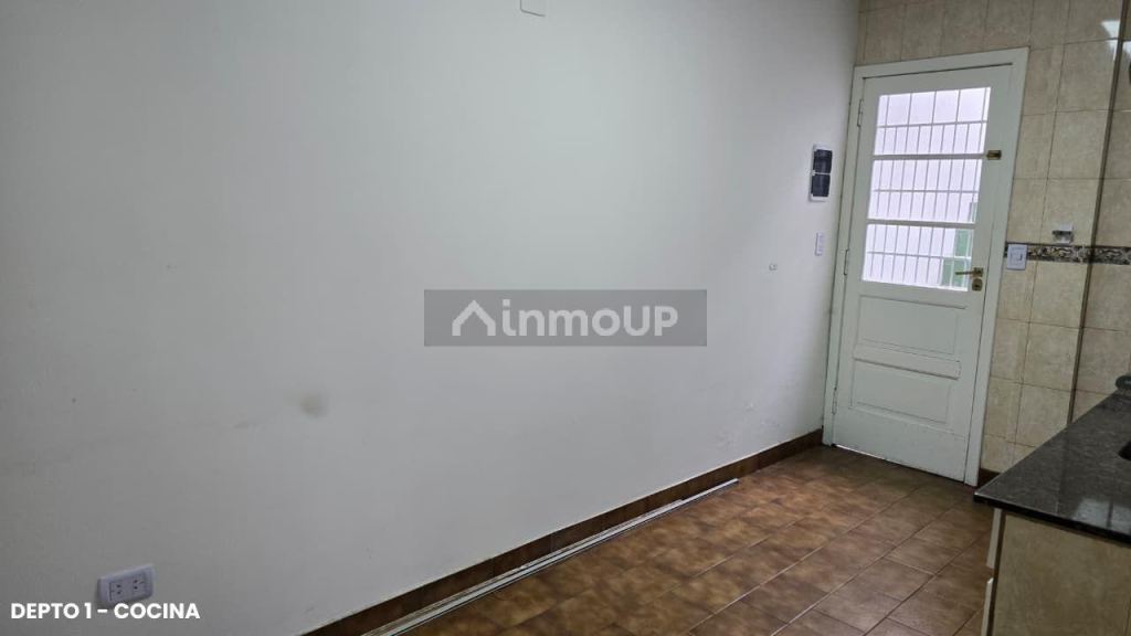 P H en Venta en Avellaneda, G.B.A. Zona Sur