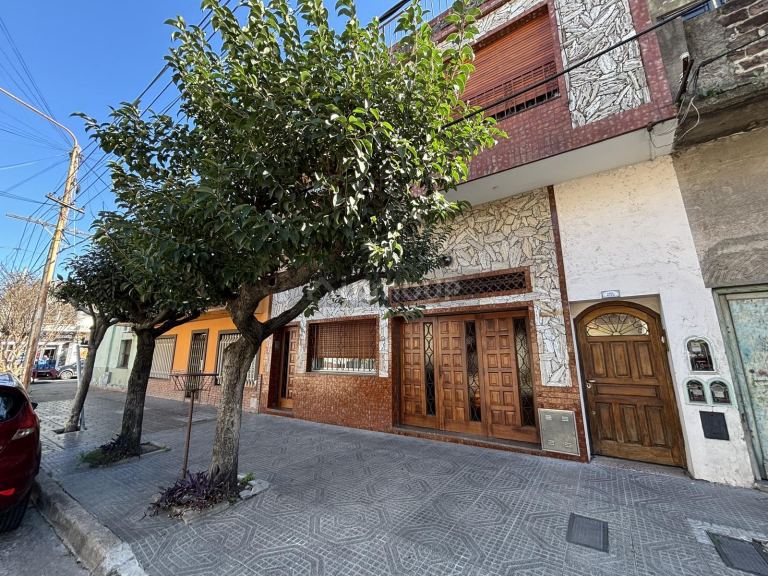 P H en Venta en La Matanza, G.B.A. Zona Oeste