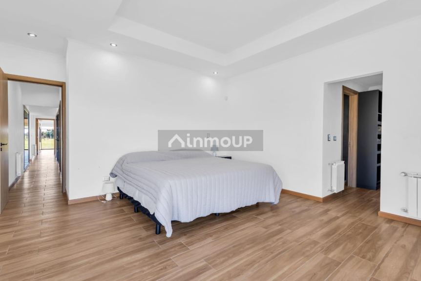 Casa en Alquiler en Ezeiza, G.B.A. Zona Sur