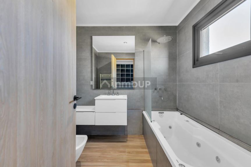 Casa en Alquiler en Ezeiza, G.B.A. Zona Sur