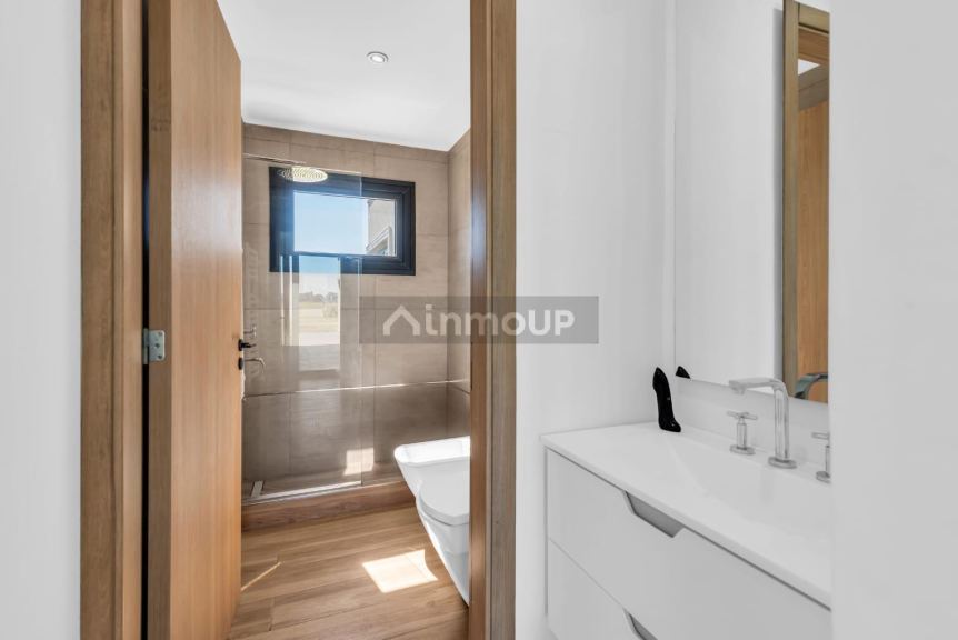 Casa en Alquiler en Ezeiza, G.B.A. Zona Sur