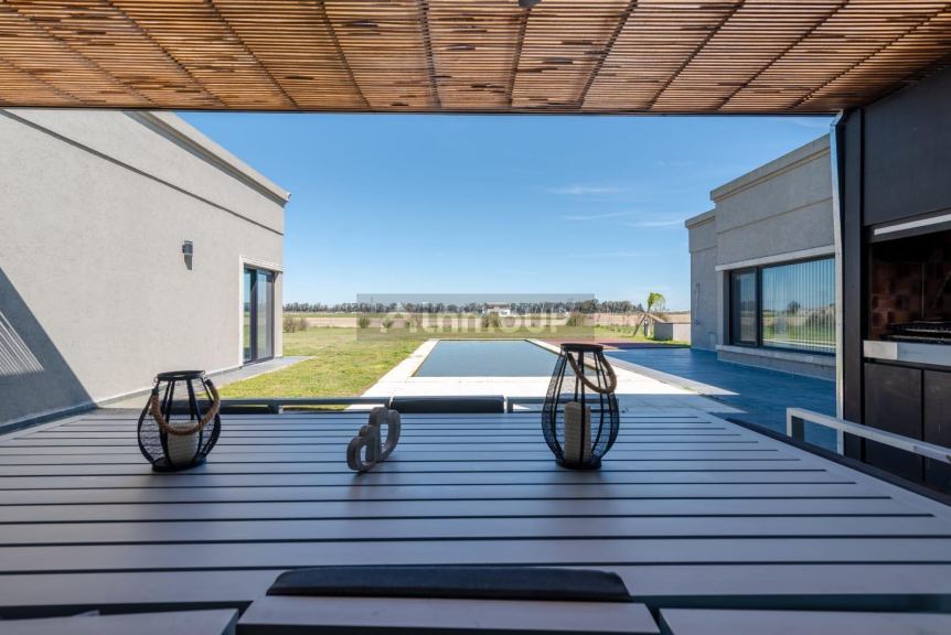 Casa en Alquiler en Ezeiza, G.B.A. Zona Sur