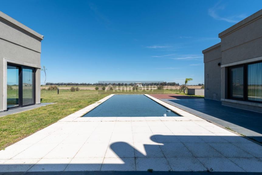 Casa en Alquiler en Ezeiza, G.B.A. Zona Sur