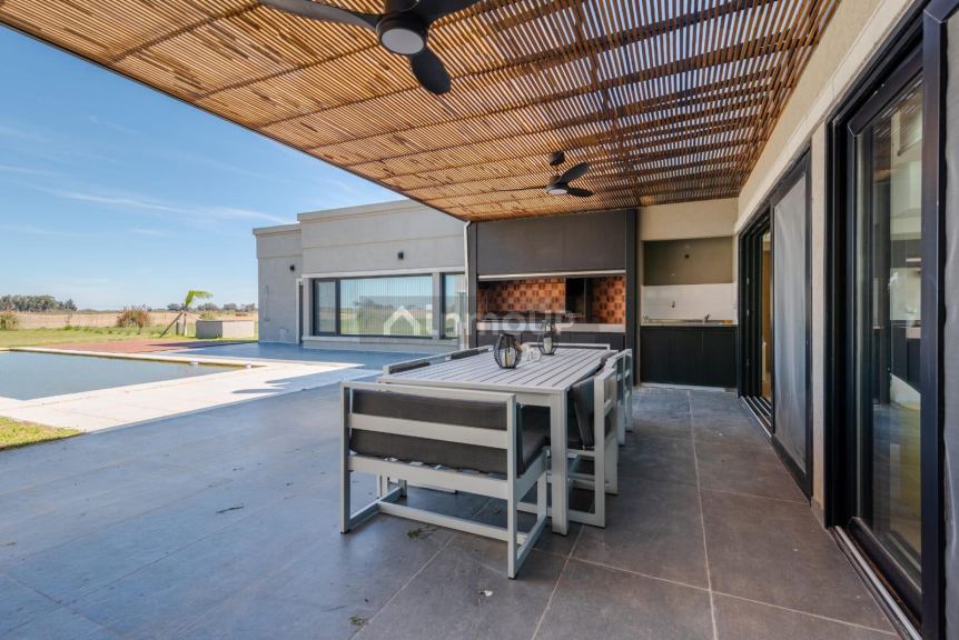 Casa en Alquiler en Ezeiza, G.B.A. Zona Sur