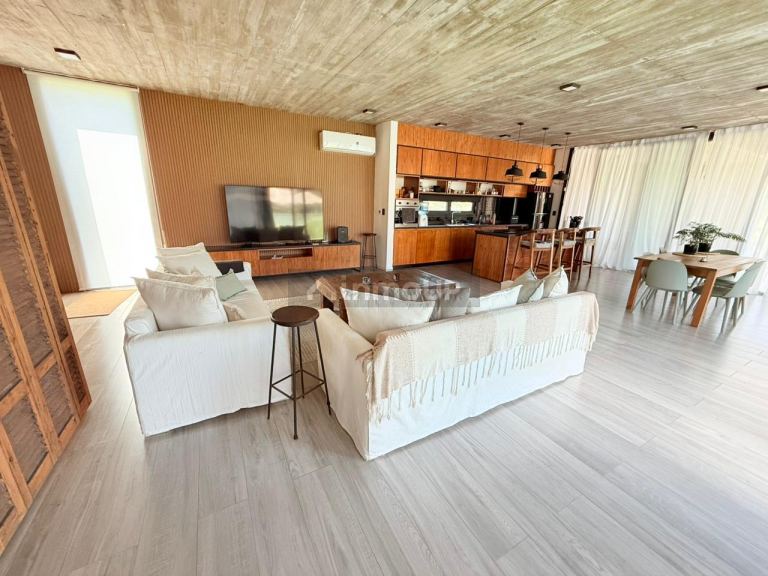 Casa en Venta en Ezeiza, G.B.A. Zona Sur