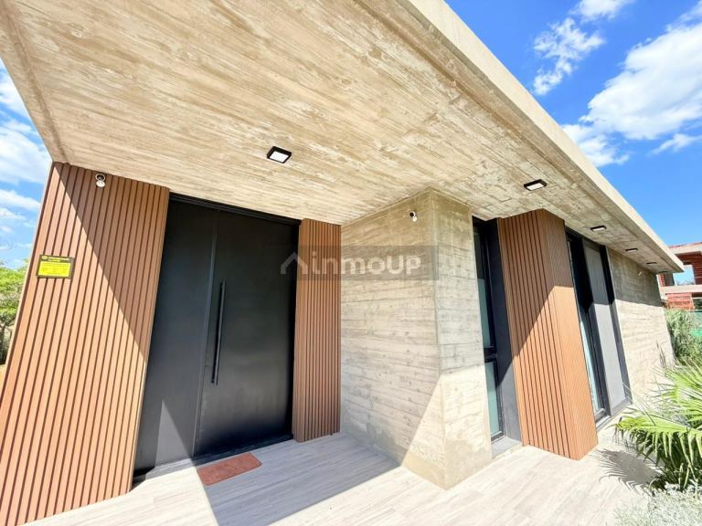 Casa en Venta en Ezeiza, G.B.A. Zona Sur