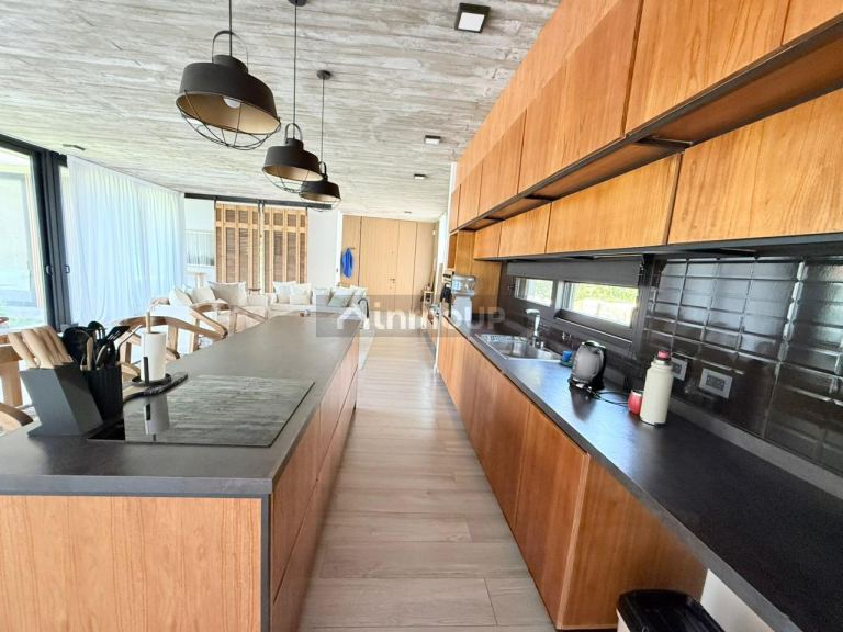Casa en Venta en Ezeiza, G.B.A. Zona Sur