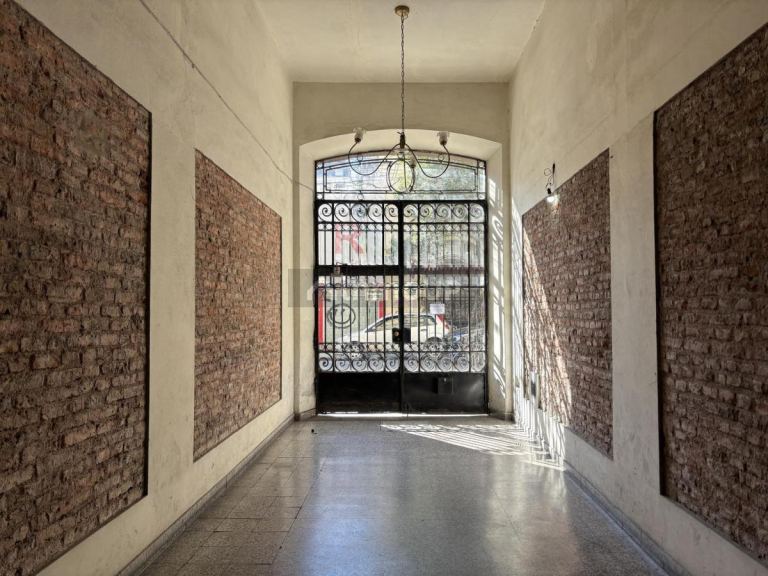 P H en Venta en Balvanera, Capital Federal