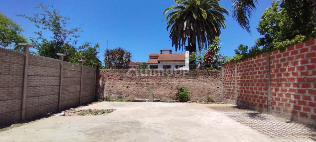 Terreno en Venta en Moron, G.B.A. Zona Oeste