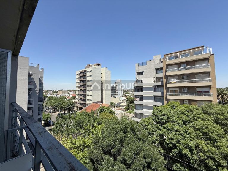 Departamento en Venta en Moron, G.B.A. Zona Oeste