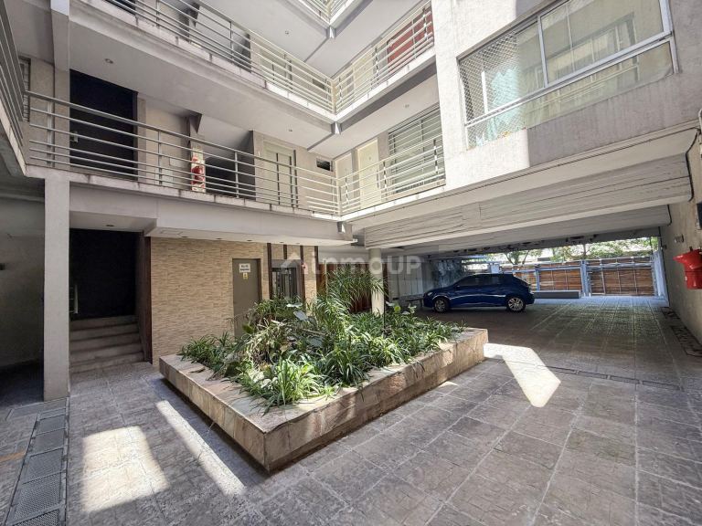 Departamento en Venta en Moron, G.B.A. Zona Oeste