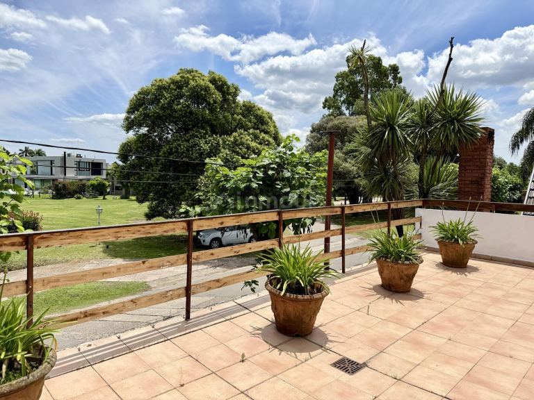 Casa en Venta en Ezeiza, G.B.A. Zona Sur