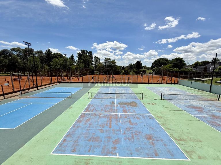 Casa en Venta en Ezeiza, G.B.A. Zona Sur