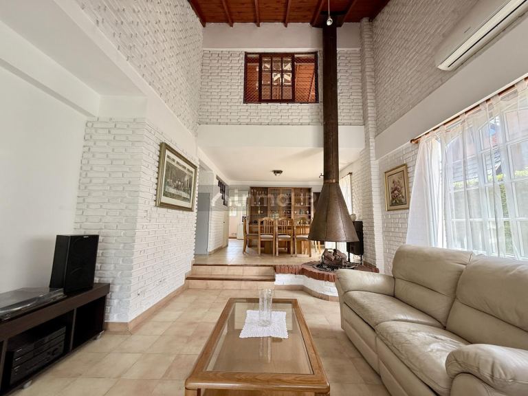 Casa en Venta en Ezeiza, G.B.A. Zona Sur