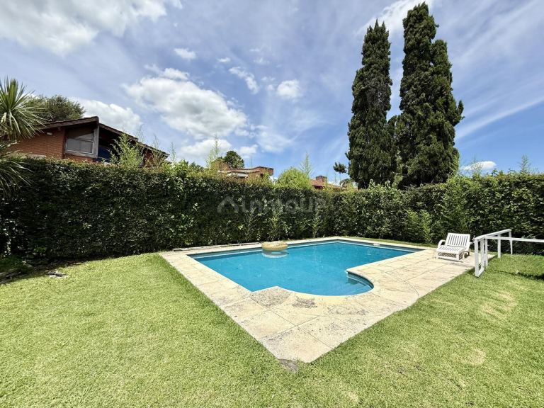 Casa en Venta en Ezeiza, G.B.A. Zona Sur