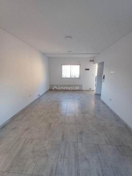 P H en Venta en La Matanza, G.B.A. Zona Oeste