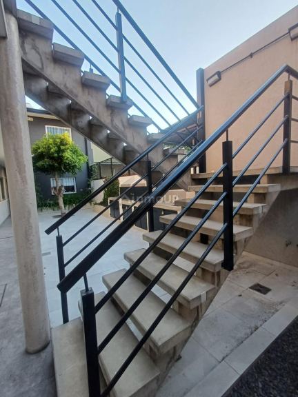 P H en Venta en La Matanza, G.B.A. Zona Oeste