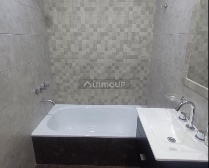 P H en Venta en La Matanza, G.B.A. Zona Oeste
