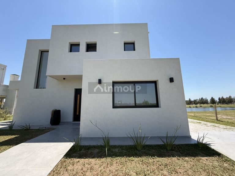 Casa en Venta en Escobar, G.B.A. Zona Norte
