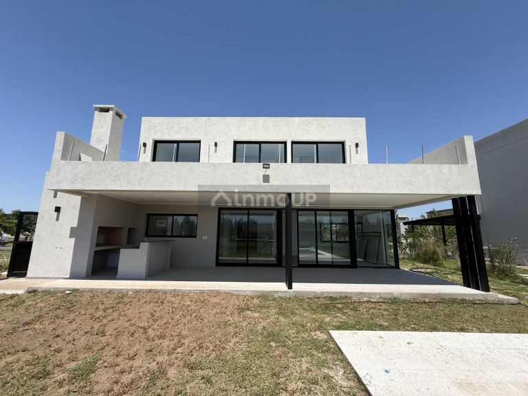 Casa en Venta en Escobar, G.B.A. Zona Norte