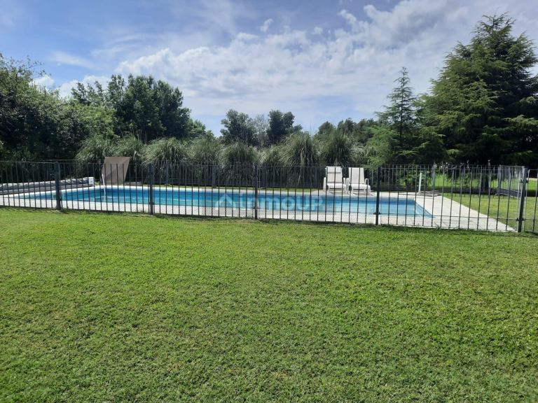 Casa en Venta en Lujan, G.B.A. Zona Oeste