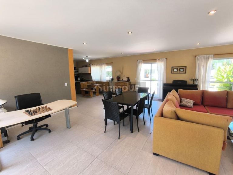 Casa en Venta en Lujan, G.B.A. Zona Oeste