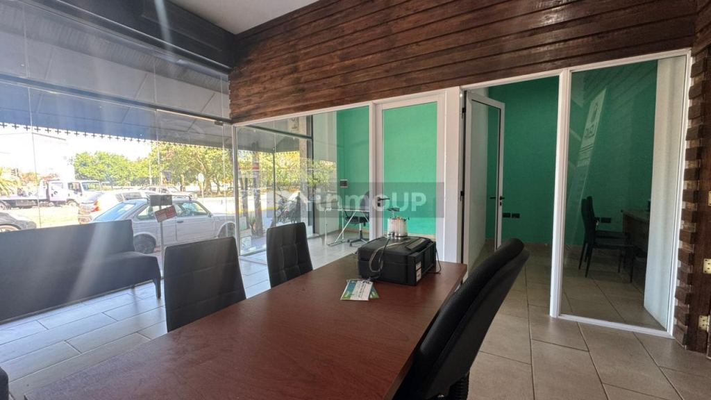 Local Comercial en Venta en Hurlingham, G.B.A. Zona Oeste