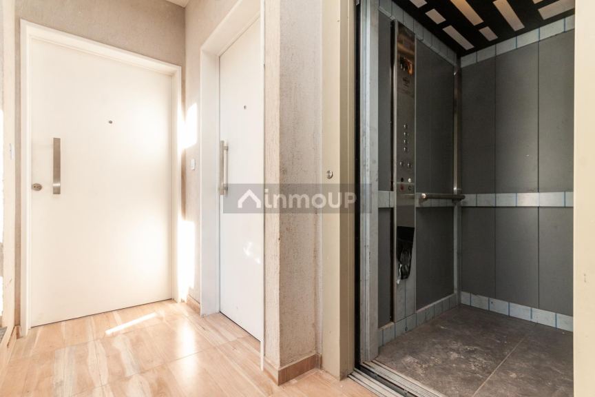 Departamento en Alquiler en Lomas de Zamora, G.B.A. Zona Sur