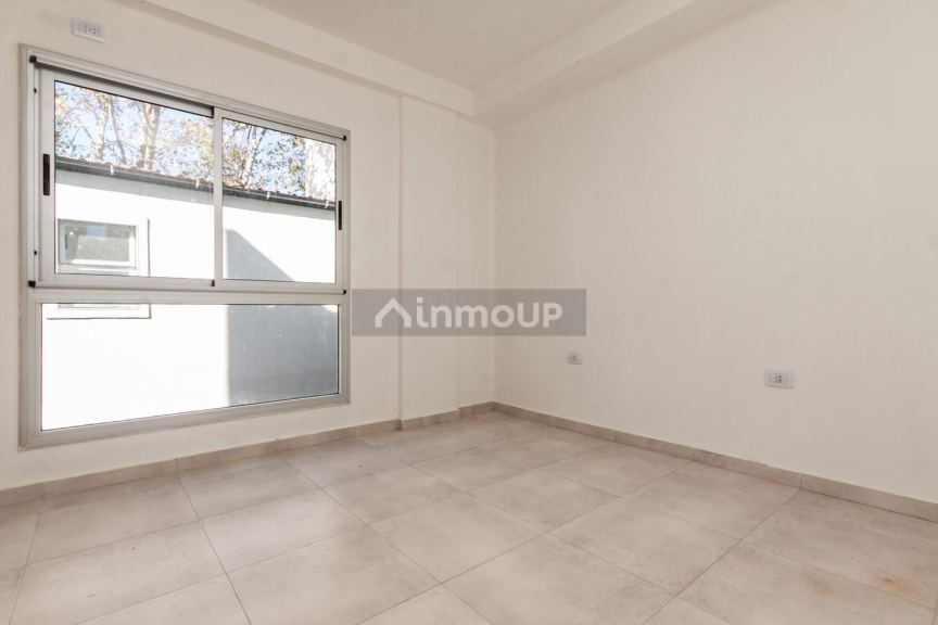 Departamento en Alquiler en Lomas de Zamora, G.B.A. Zona Sur