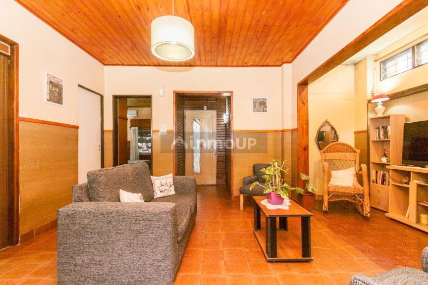 P H en Venta en Lomas de Zamora, G.B.A. Zona Sur