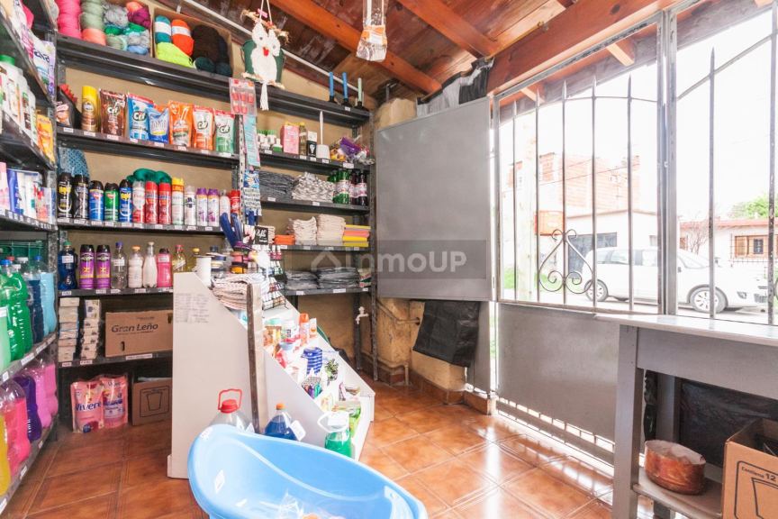 P H en Venta en Lomas de Zamora, G.B.A. Zona Sur