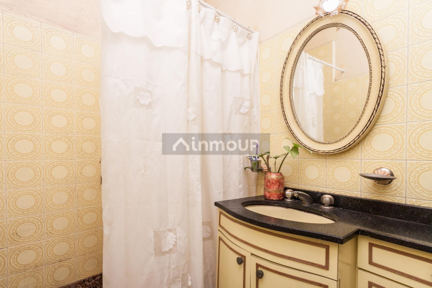 P H en Venta en Lomas de Zamora, G.B.A. Zona Sur