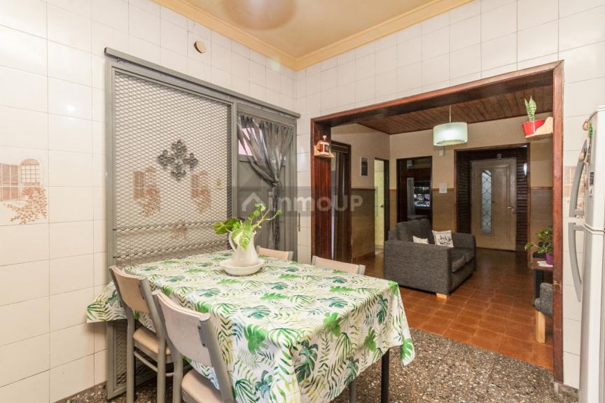 P H en Venta en Lomas de Zamora, G.B.A. Zona Sur