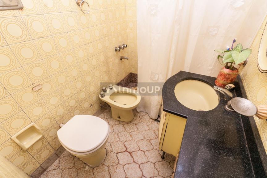 P H en Venta en Lomas de Zamora, G.B.A. Zona Sur