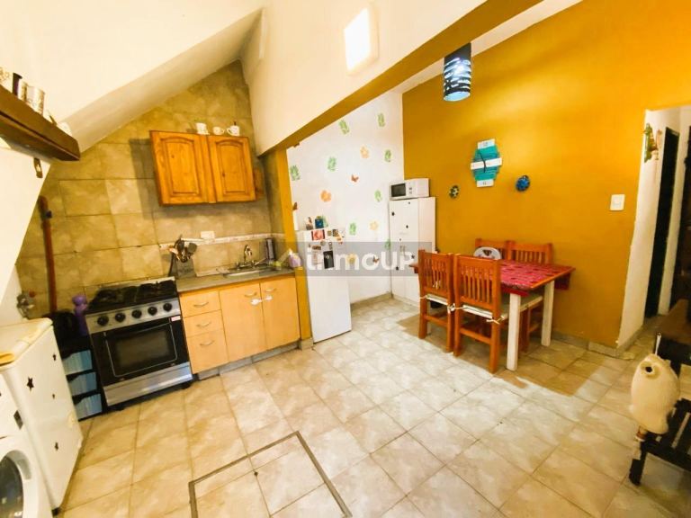 P H en Venta en Moron, G.B.A. Zona Oeste
