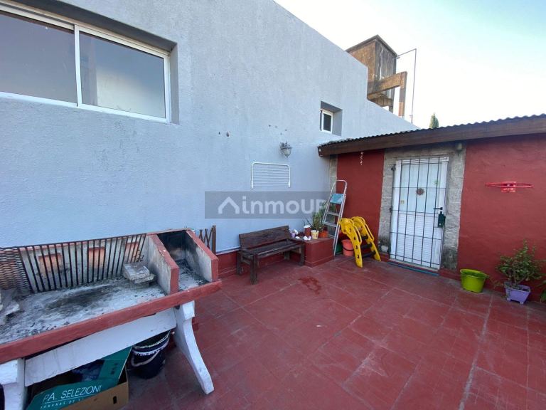 P H en Venta en Moron, G.B.A. Zona Oeste