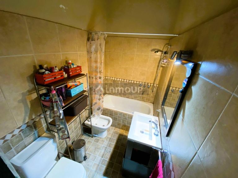 P H en Venta en Moron, G.B.A. Zona Oeste