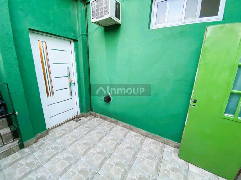 P H en Venta en Moron, G.B.A. Zona Oeste