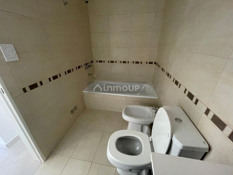 Departamento en Alquiler en Moron, G.B.A. Zona Oeste