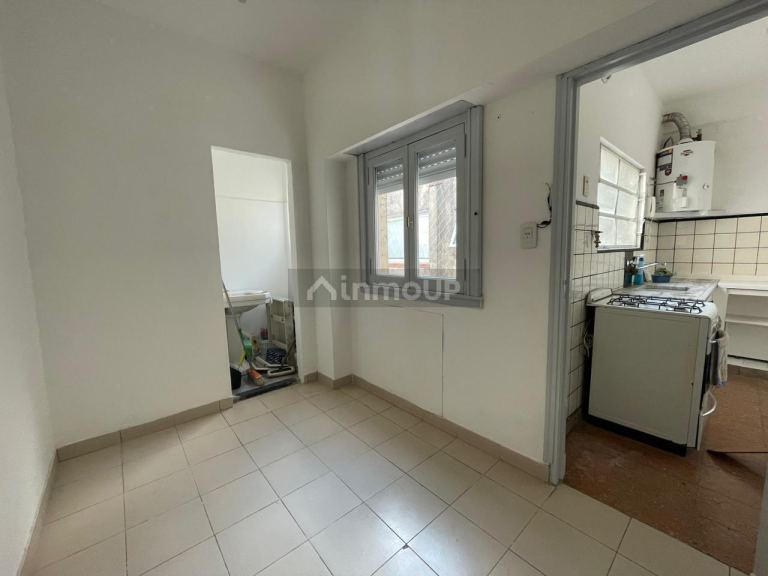 Departamento en Venta en Moron, G.B.A. Zona Oeste
