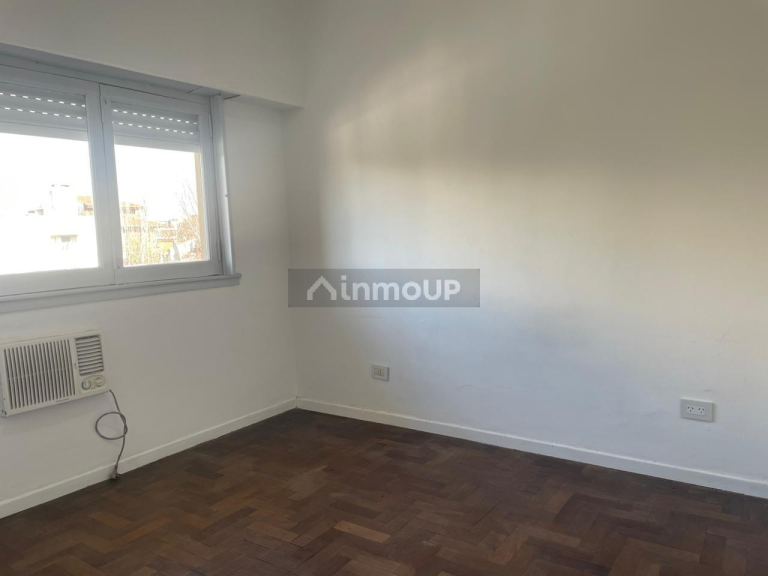 Departamento en Venta en Moron, G.B.A. Zona Oeste