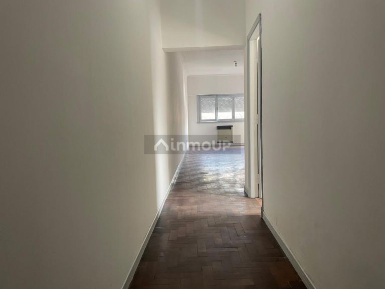 Departamento en Venta en Moron, G.B.A. Zona Oeste